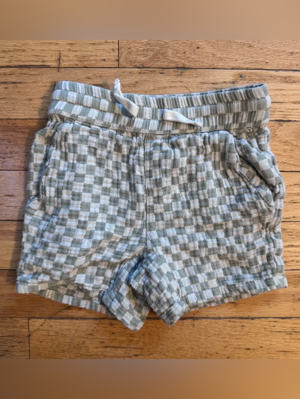 Rylee + Cru Light Green and White Checkered Casual Shorts 2-3 years boy